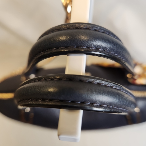 Coach Kelsey Satchel Navy Pebbled Leather - Picture 4 of 12